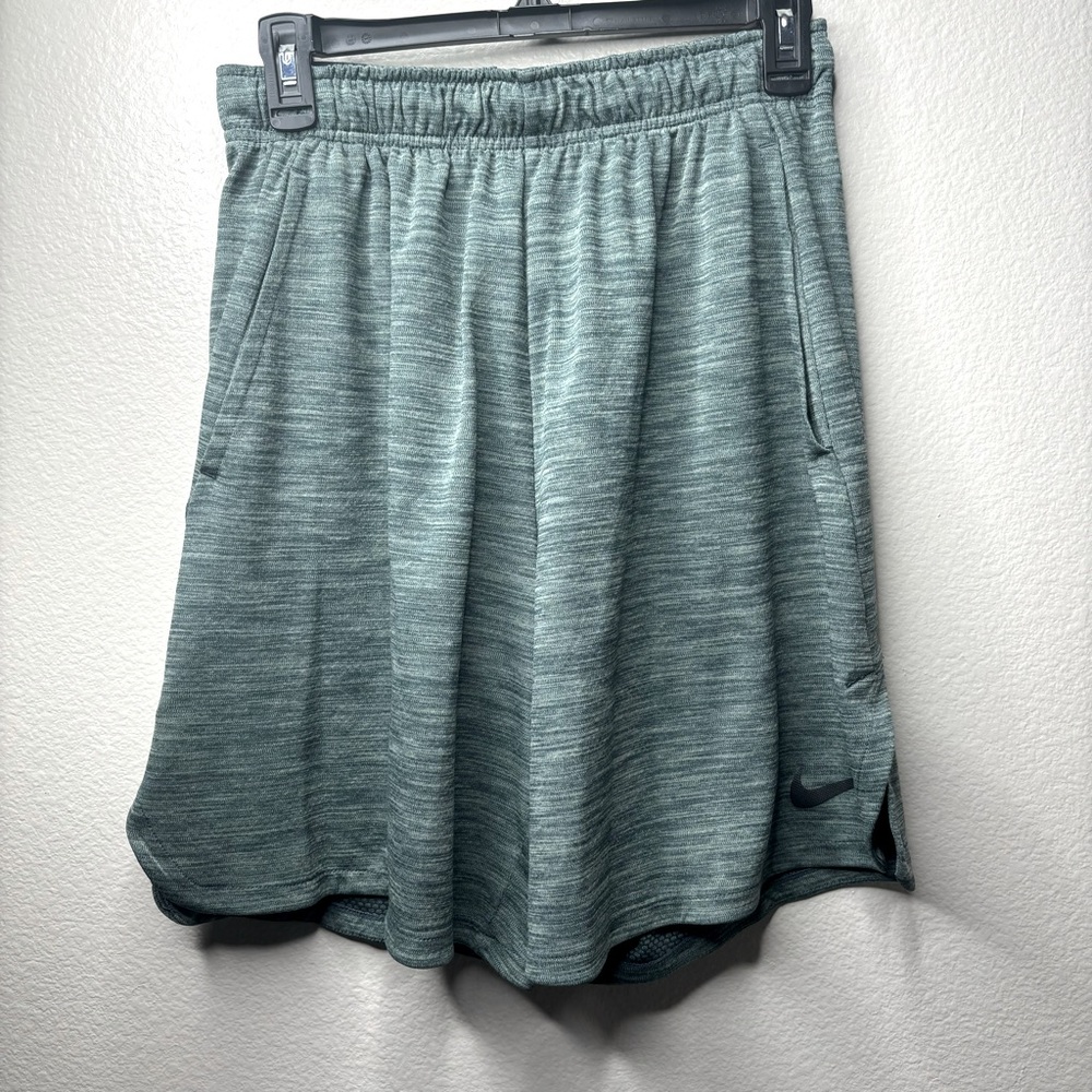 Nike Men’s Green Dri-Fit Shorts, Med, Athletic
